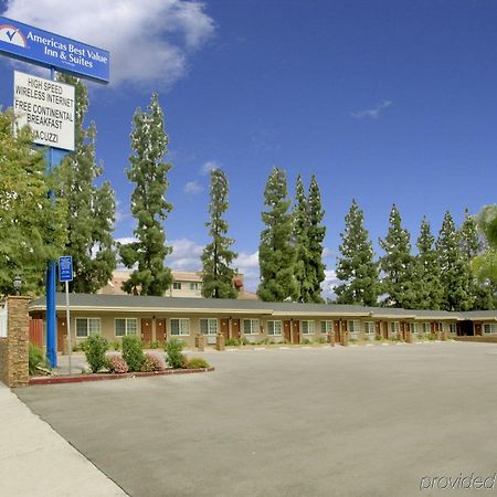 Americas Best Value Inn Сан Бернардино Екстериор снимка