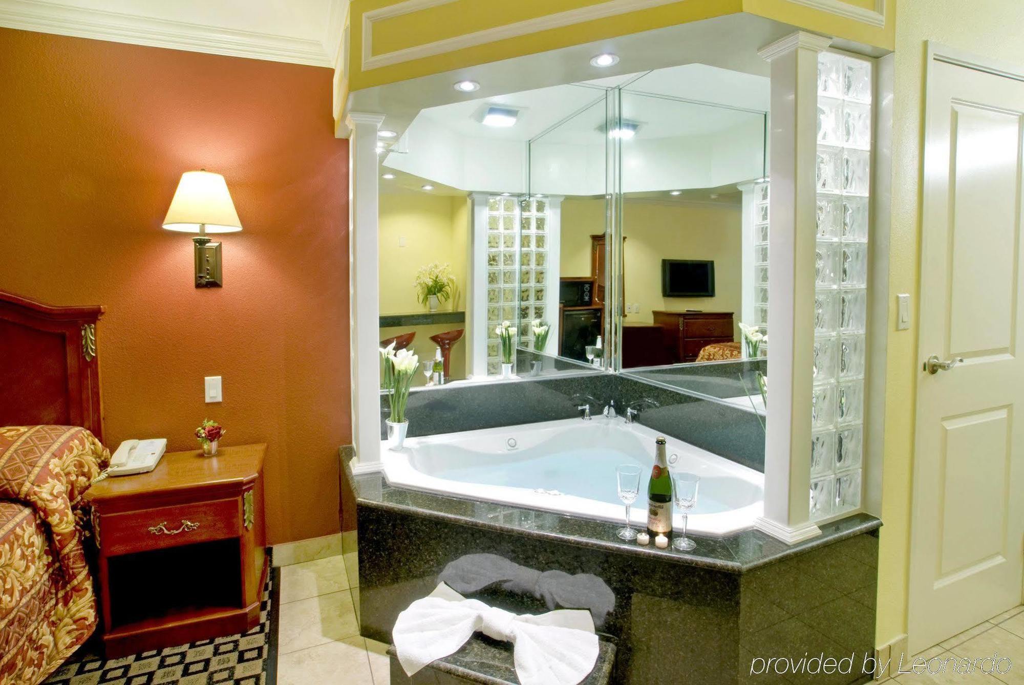 Americas Best Value Inn Сан Бернардино Стая снимка