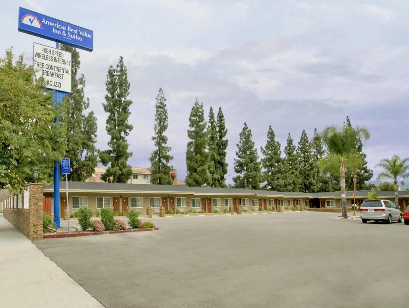 Americas Best Value Inn Сан Бернардино Екстериор снимка