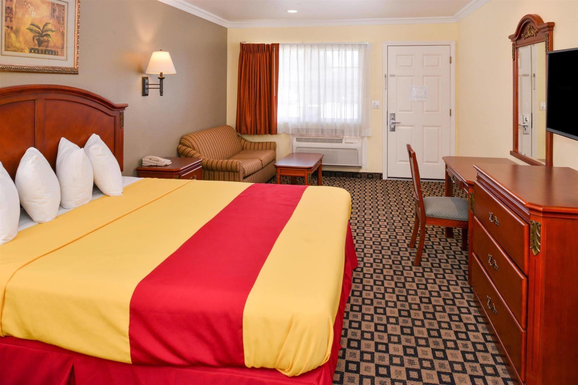 Americas Best Value Inn Сан Бернардино Екстериор снимка