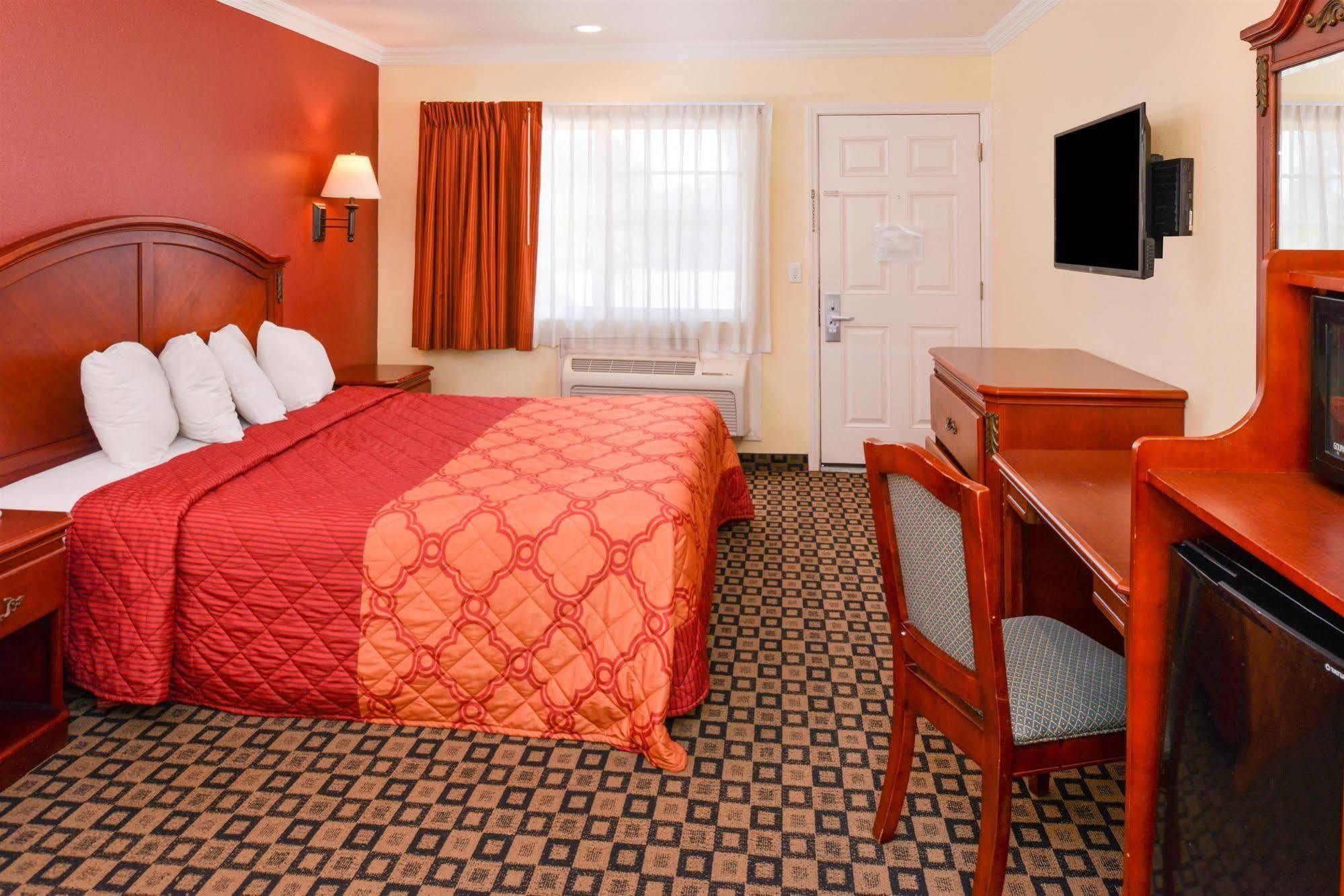 Americas Best Value Inn Сан Бернардино Екстериор снимка